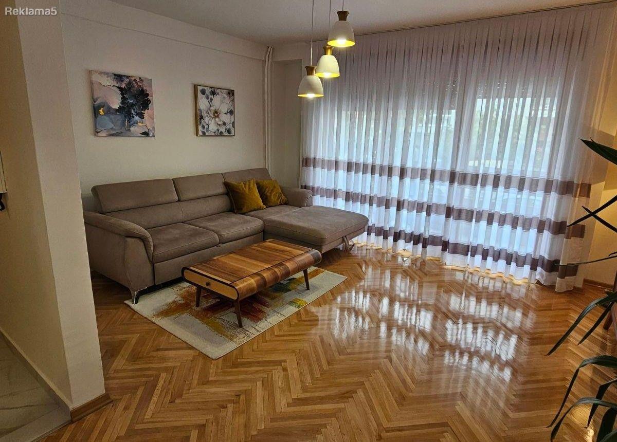 Renovated three-room apartment for rent in Debar Maalo