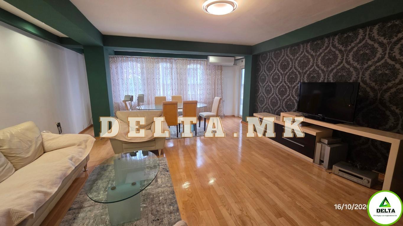 SE PRODAVA 144M2 DUPLEX VO KAPISTEC