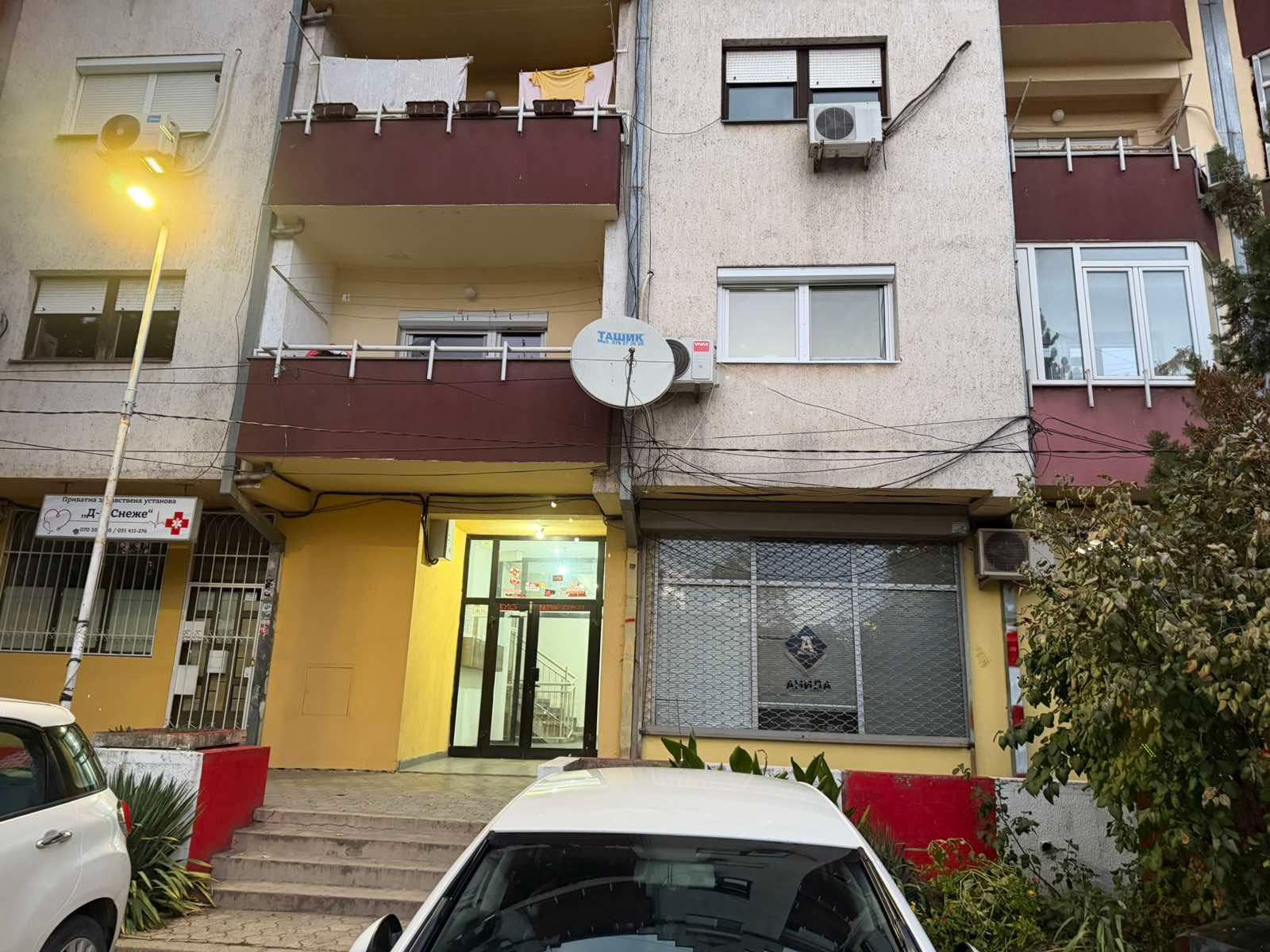 Furnished apartment for rent on st. Oct. Revol. 43, of 48 m2