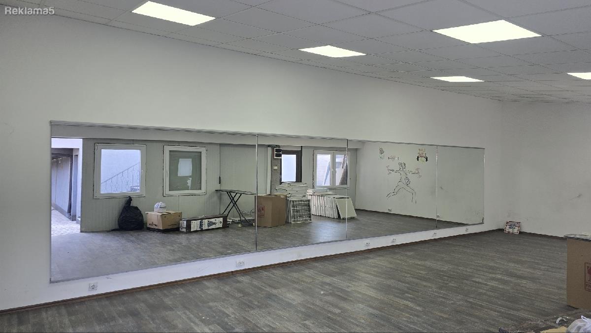 Se izdava nov deloven prostor vo Dracevo od 50m2.