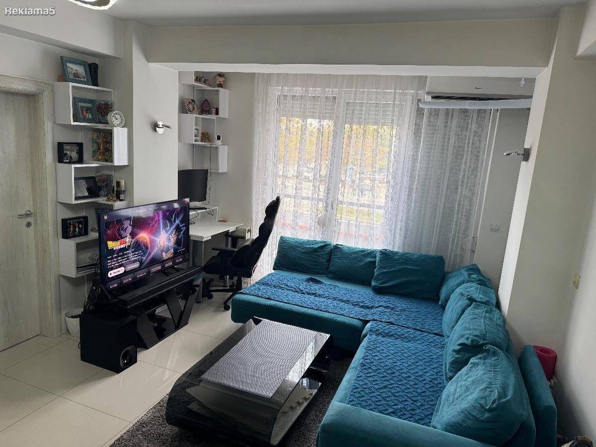 Се продава наместен стан 50 м² во Влае со паркинг