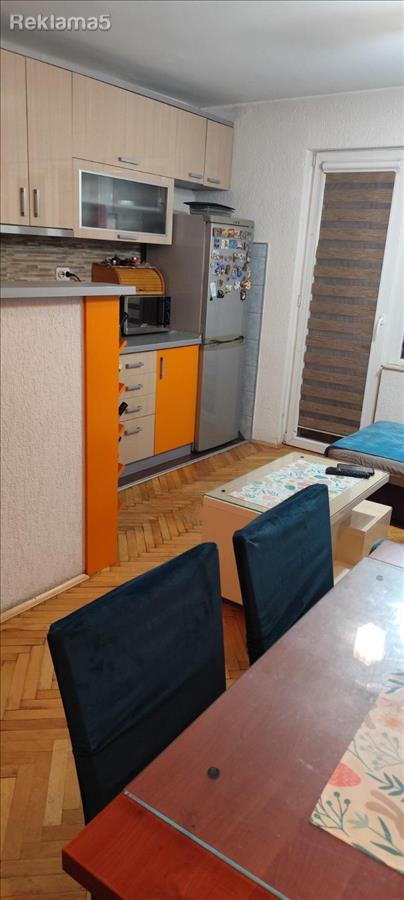 Se prodava stan 55m2 vo Karpos 2
