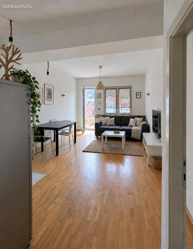 Se prodava garsonjera 36m2 vo Taftalidze 1