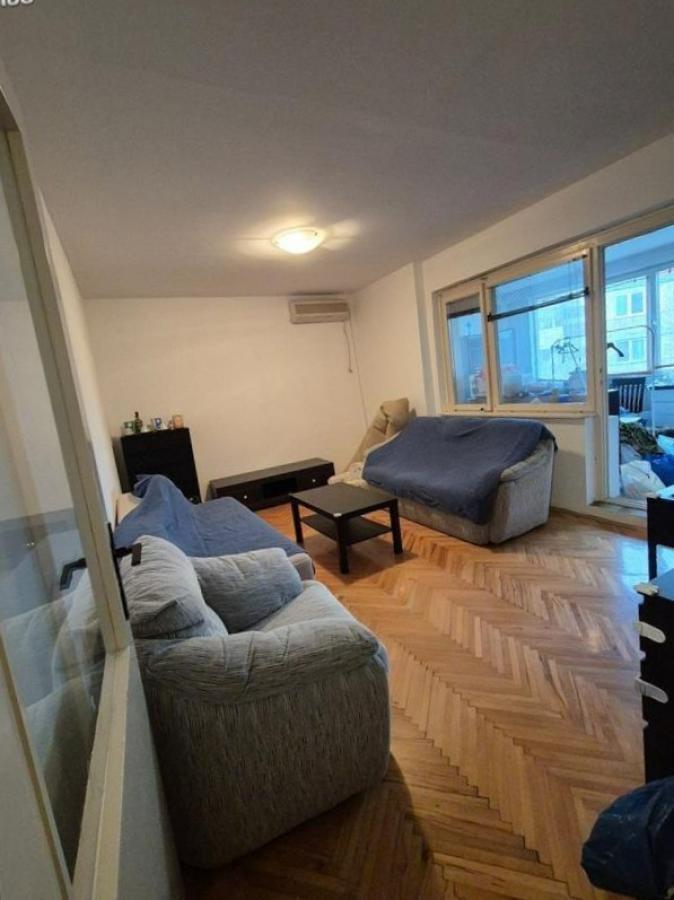 A 73 m2 apartment is for sale in Karposh