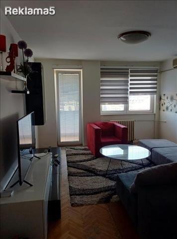 Centar kulite gradski zid stan od 90m2