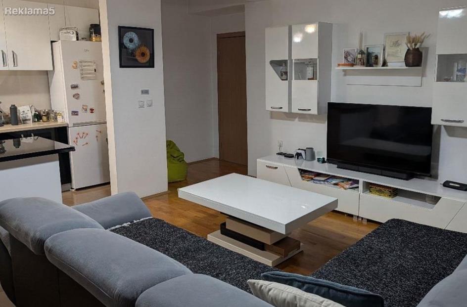 Namesten stan vo Kisela Voda 67m2 so 2 spalni