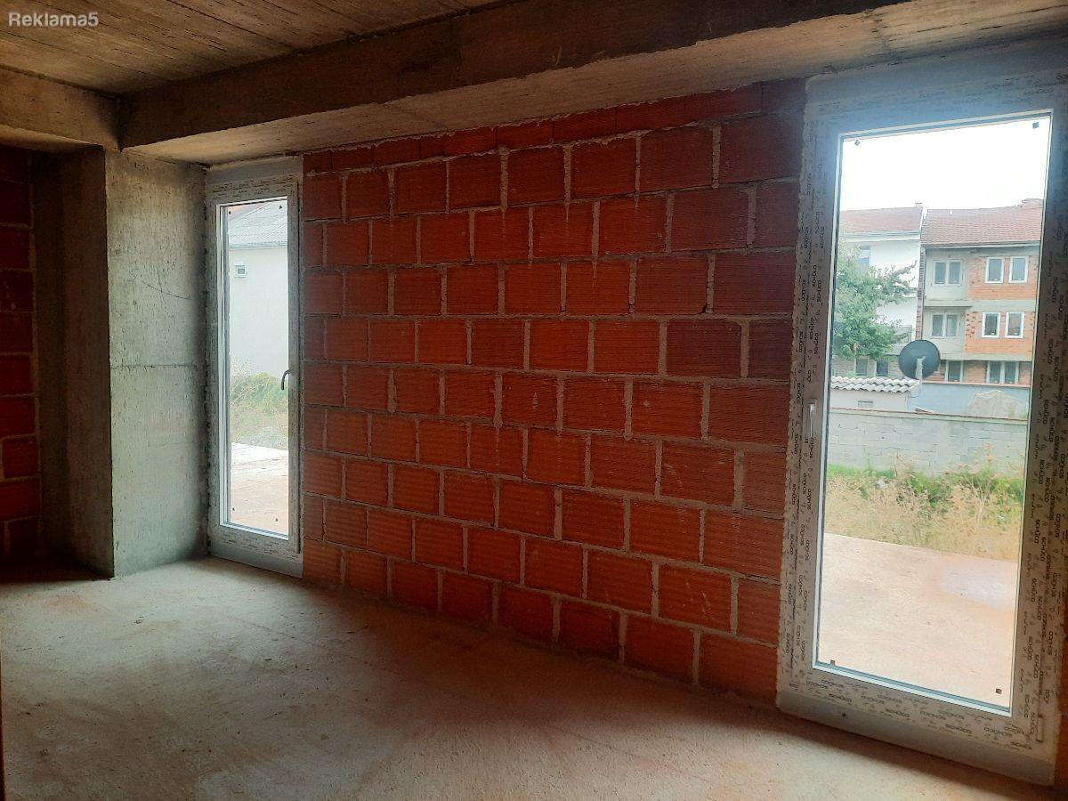 Se prodava nov stan od 46m2 na prizemje